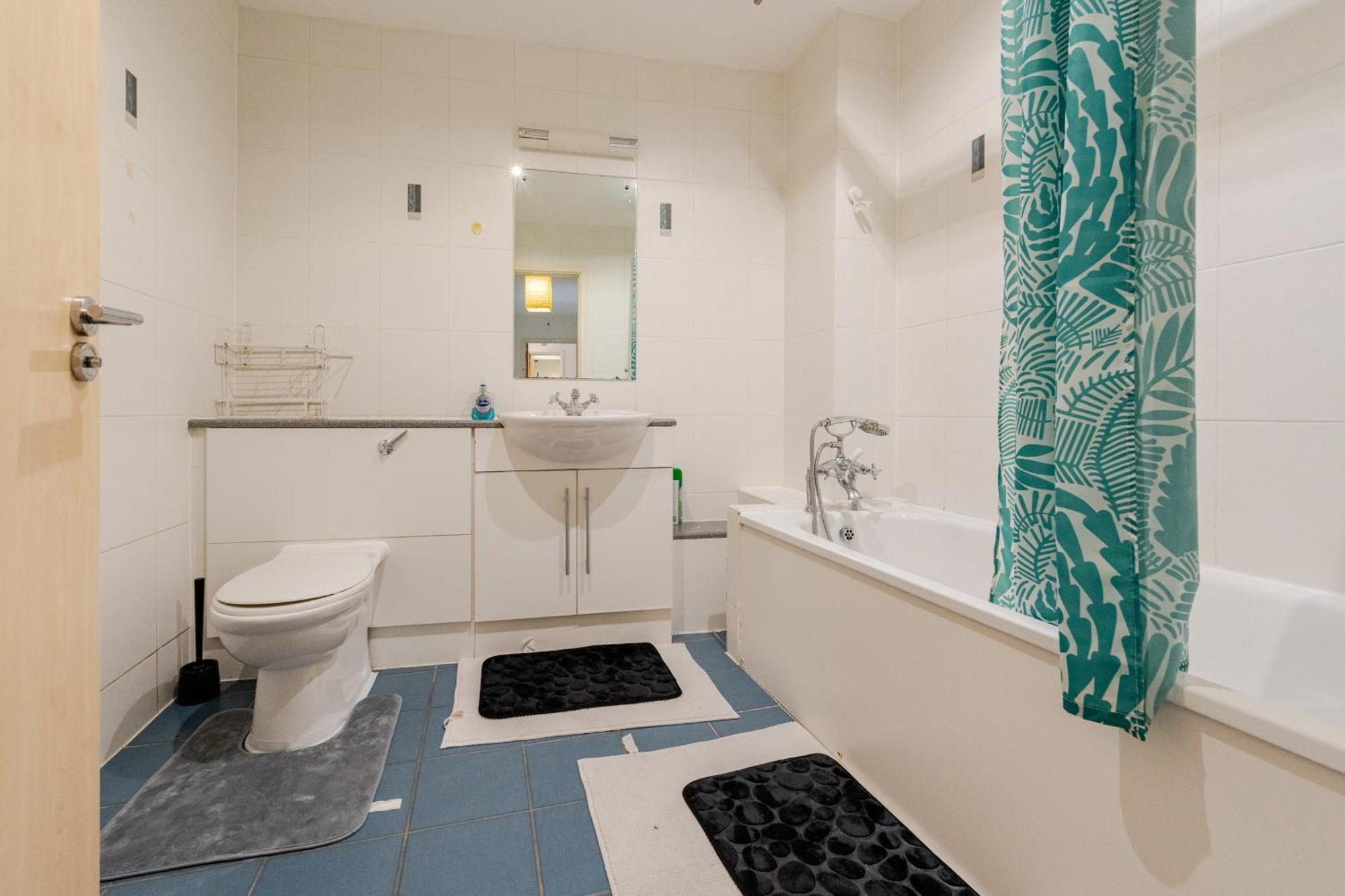 Room In Cardiff City Center - Swiftstay Extérieur photo